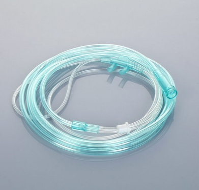 Are there different sizes of nasal cannula?